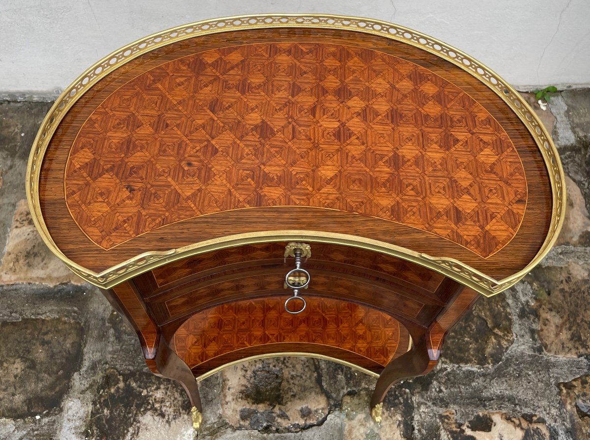 Transition Style Kidney Table, Inlaid On All Sides-photo-6