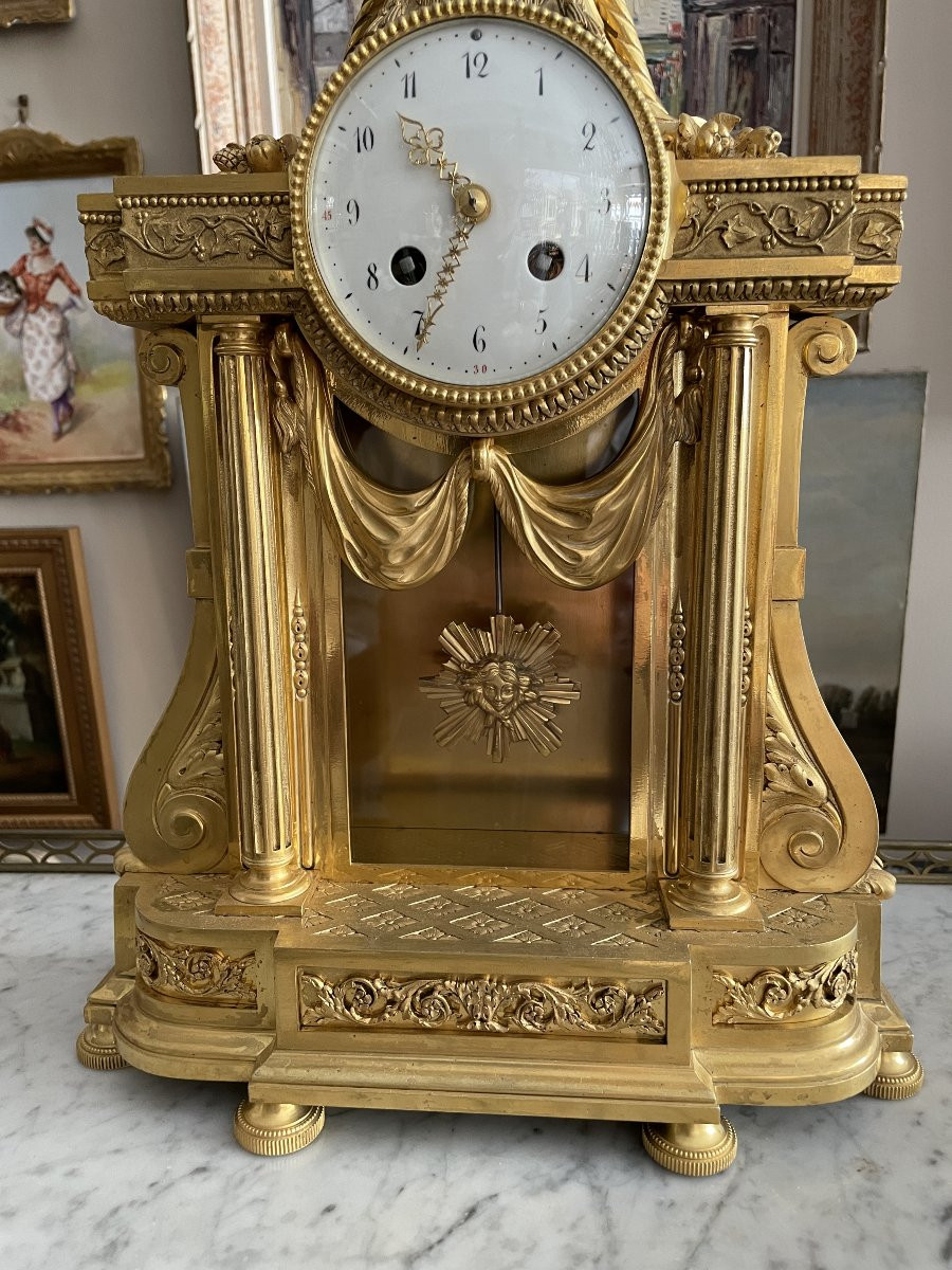 Louis XVI Style Gilt Bronze Clock-photo-3