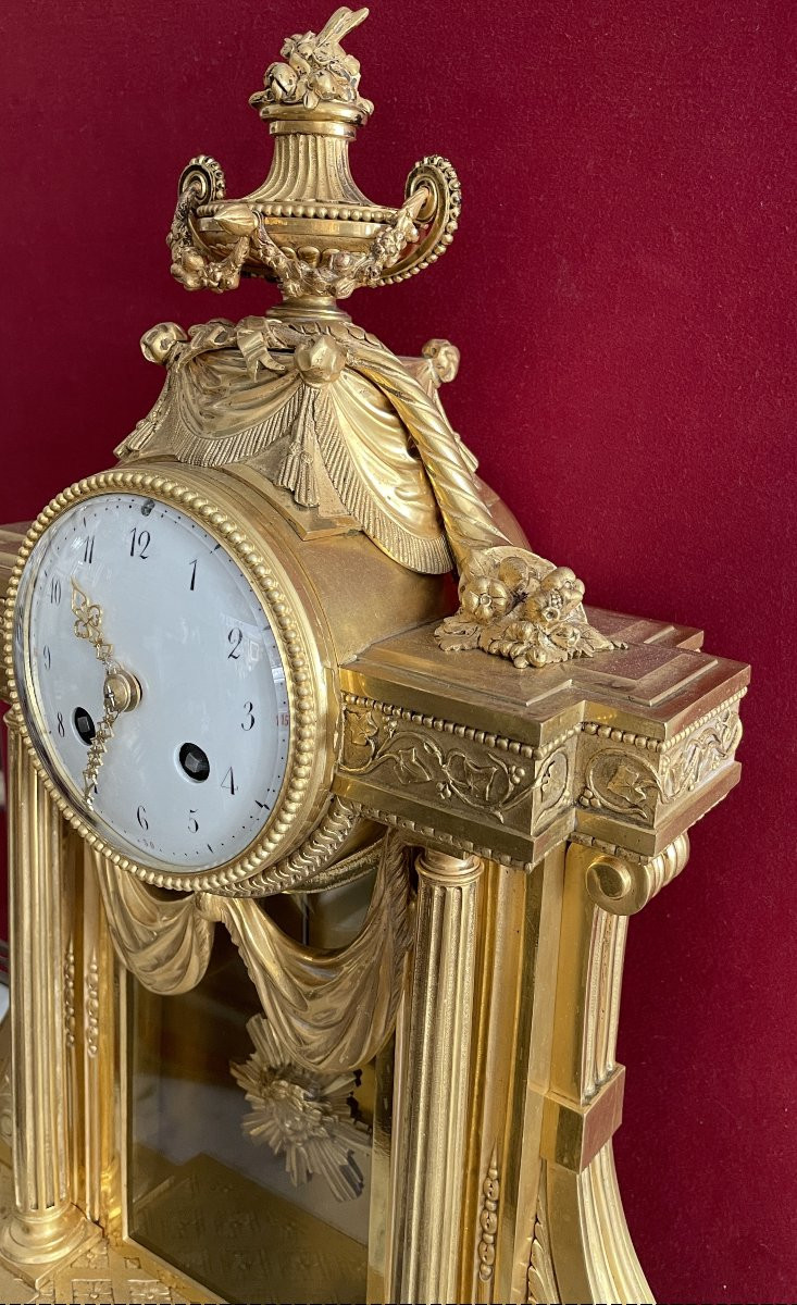 Louis XVI Style Gilt Bronze Clock-photo-3