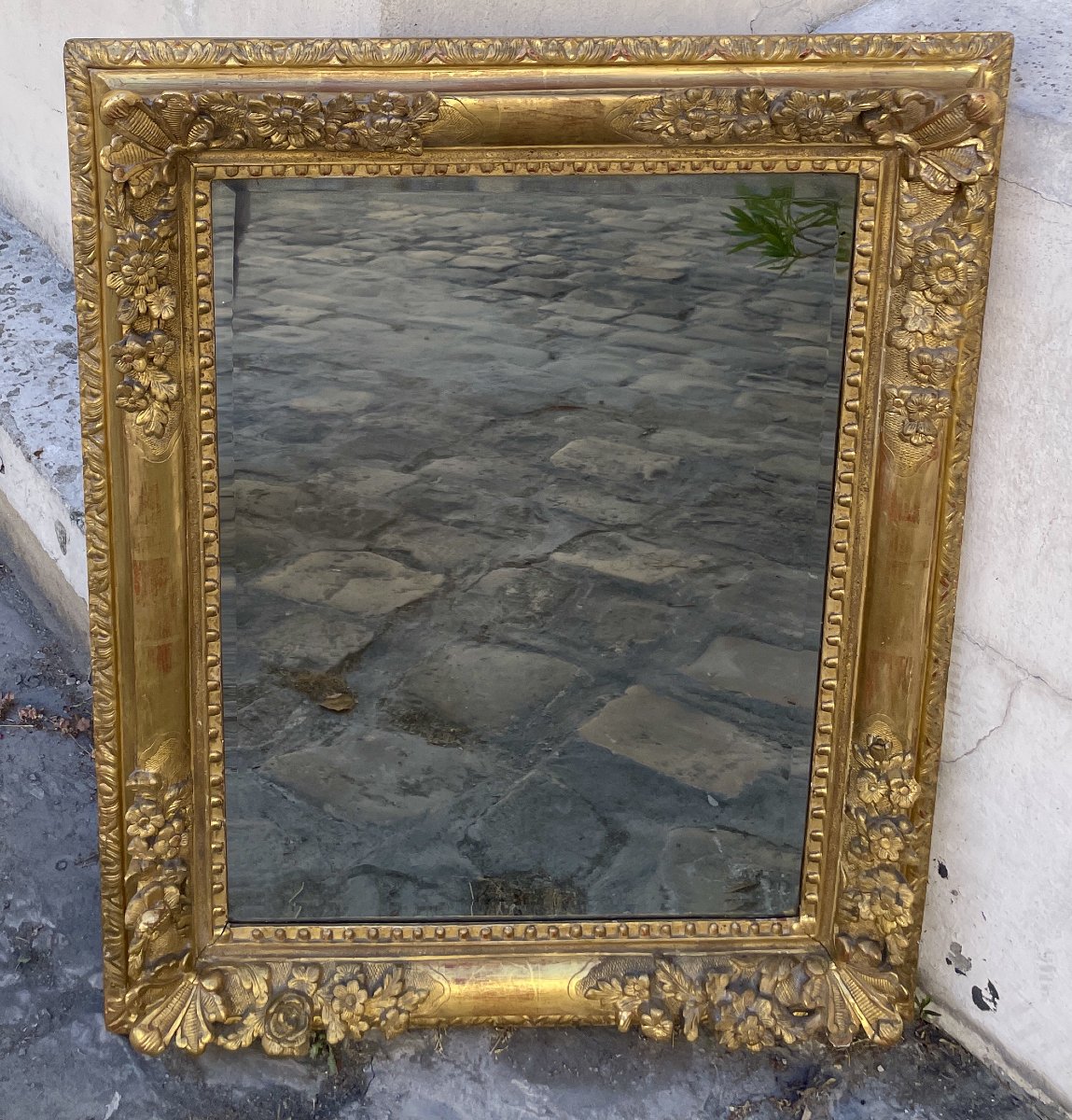 Antique Louis XIV-style Mirror In Carved And Gilded Wood