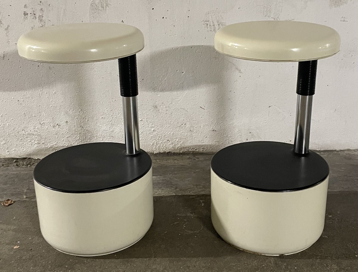 Paire de Tabourets : Modèle Golf, par Roberto Lucci & Paolo Orlandini. Editeur Velca Legnano -photo-3