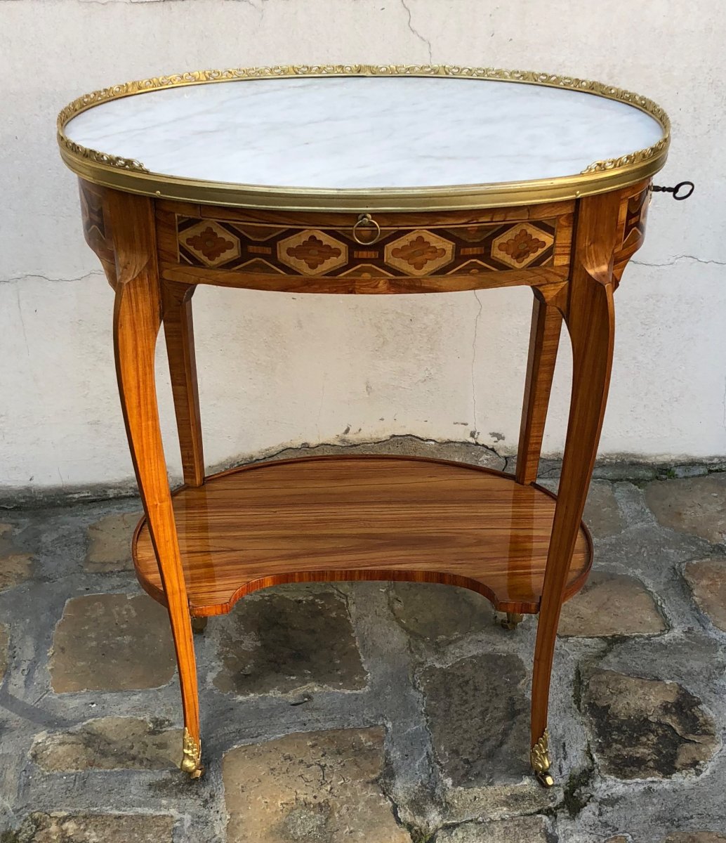 Oval Table Transition-photo-2