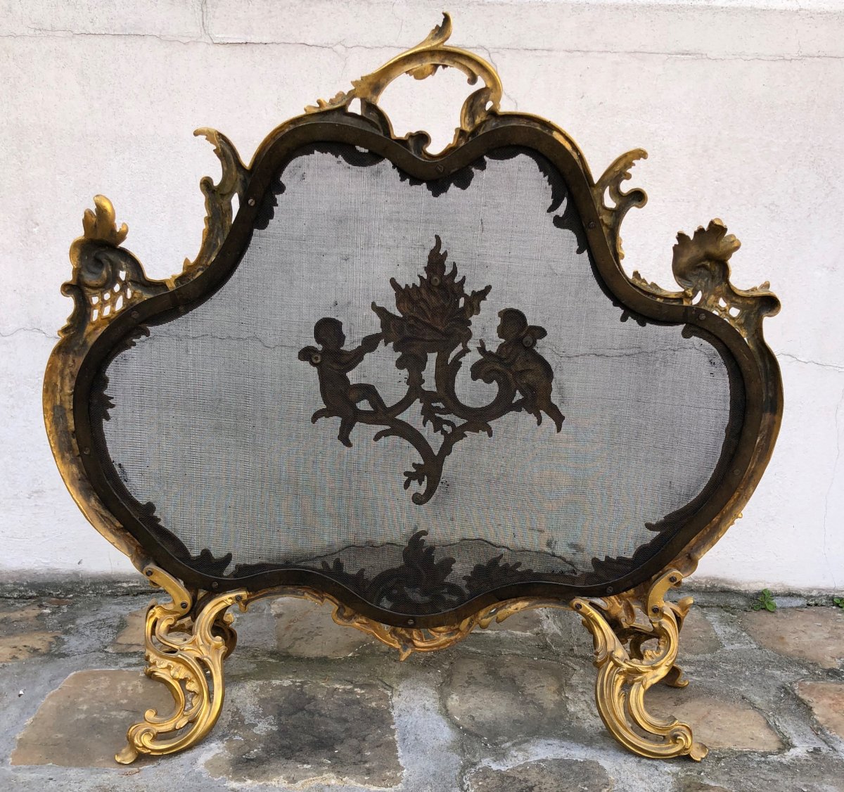 Pare  Feu Louis  XV, En Bronze Doré