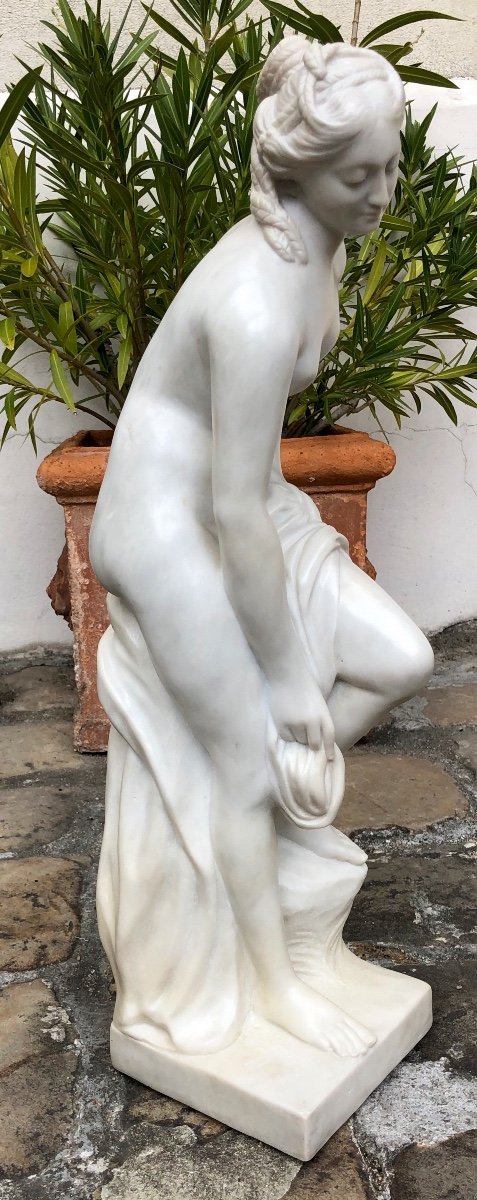 Sculpture En Marbre De Carrare : Vénus Au Bain-photo-5
