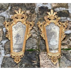 Paire De Miroirs Italiens En Bois Sculpté Et Doré