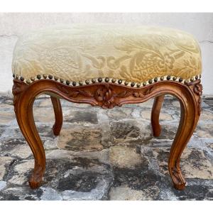 Louis XV Period Stool In Carved Walnut