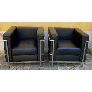 Paire de fauteuils Art Déco . Type LC2 par le Corbusier.