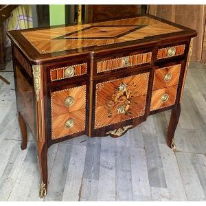 Commode de style Transition, marquetée toutes faces