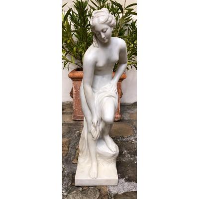 Carrara Marble Sculpture: Venus In The Bath