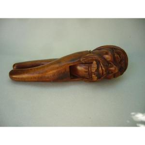 Carved Wooden Nutcracker - Late 19th Or First Half Of The 20th Century.