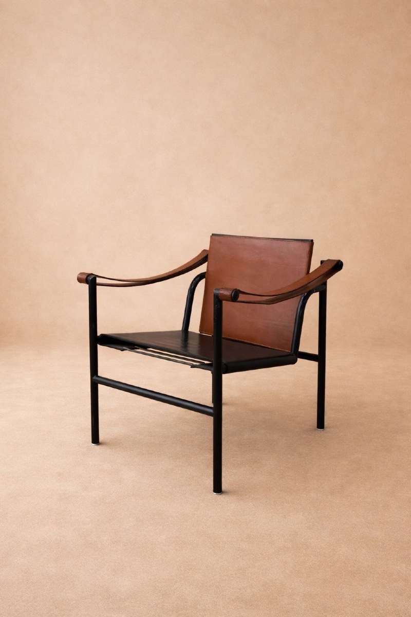 Lc1 Reclining Leather Armchair - Two-tone - Cassina 