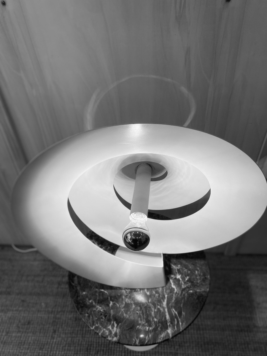 Grande lampe de bureau en spirale rare de Luc Bernard en métal blanc, France 1974-photo-5