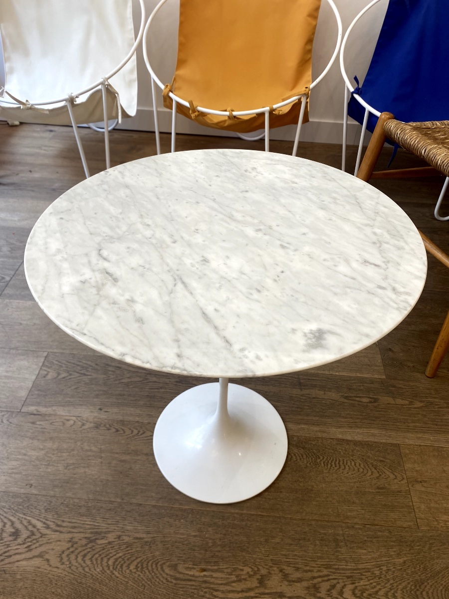 "tulip" Side Table - Statuarietto Marble - Eero Saarinen, For Knoll-photo-1