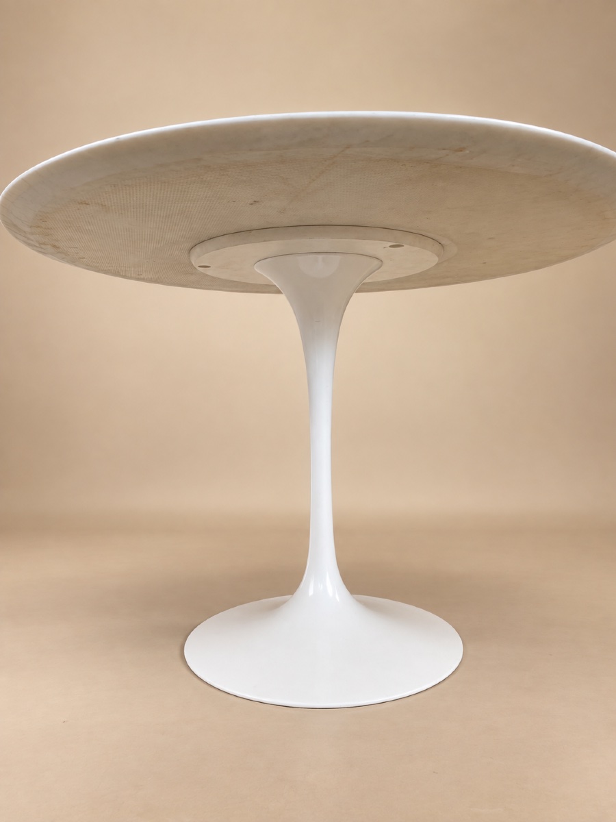 Vintage Carrara Marble Tulip Table - Knoll-photo-4