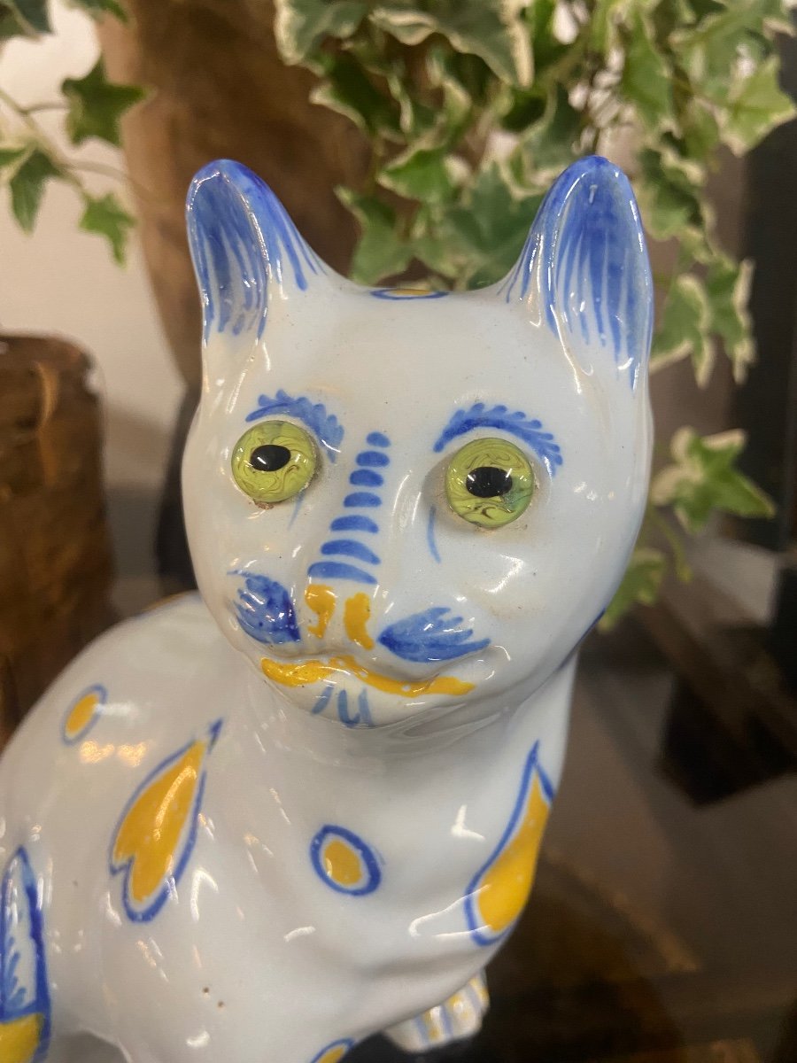 Cat In Earthenware -photo-4
