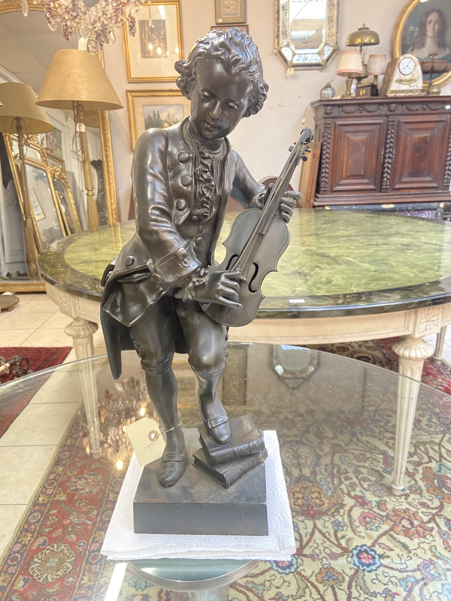 Bronze Mozart Marcel Debut