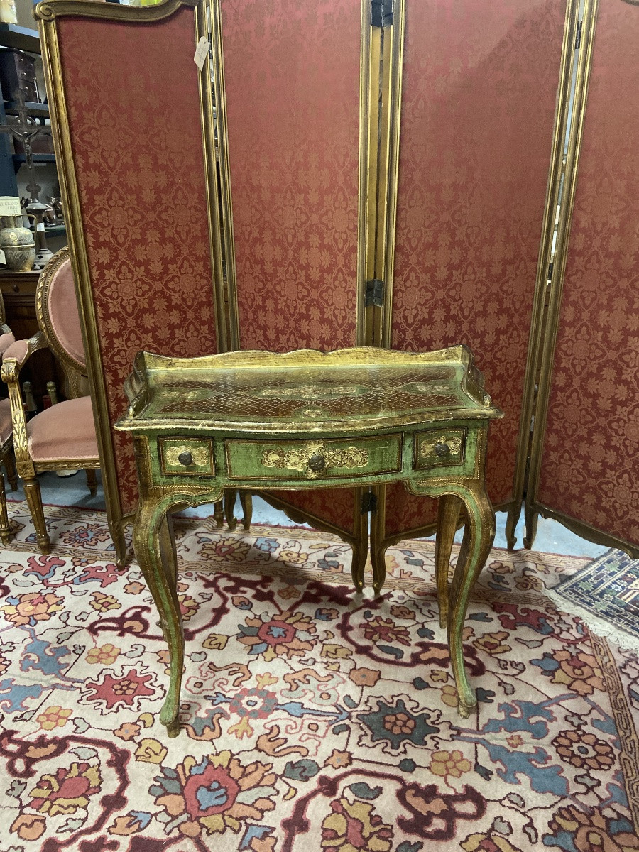 Venetian Console -photo-1
