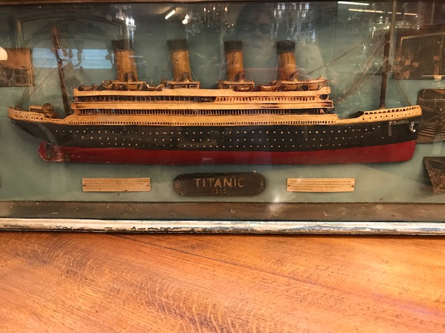 Maquette Du Titanic En Bois -photo-3