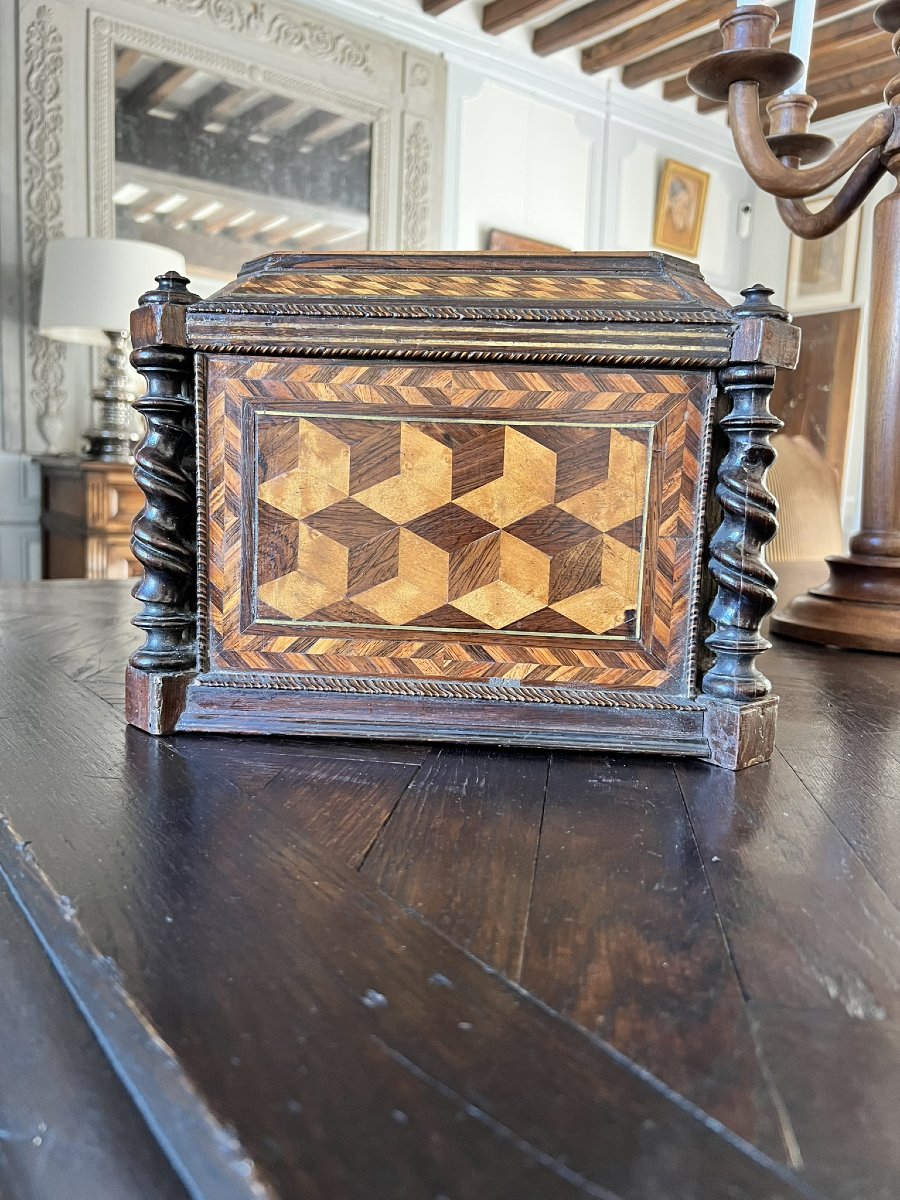 Important coffret en marqueterie de bois précieux,  époque Napoléon III vers 1880-photo-1