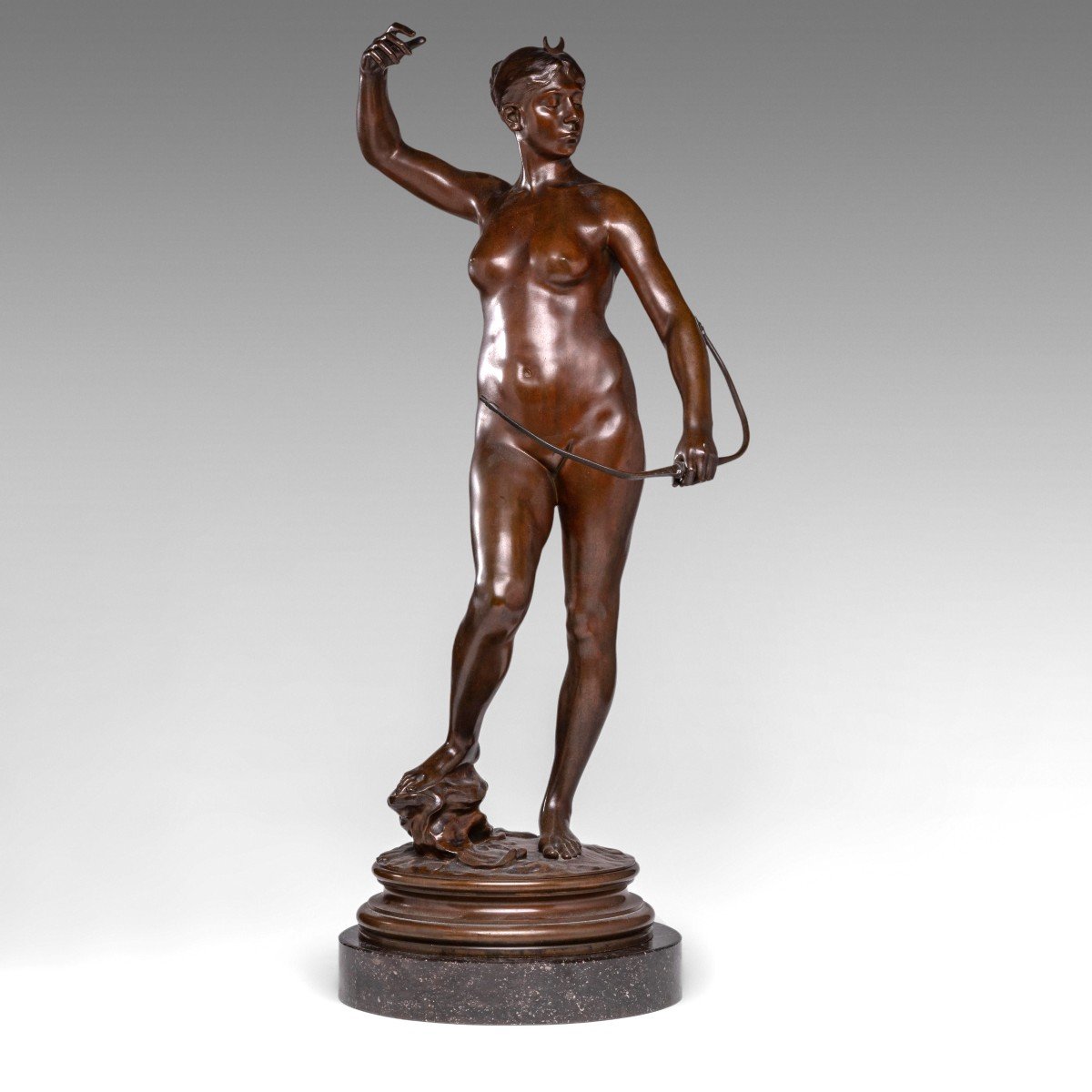 Diane Chasseresse, Une Sculpture En Bronze Par Alexandre Falguière (1831–1900)-photo-3