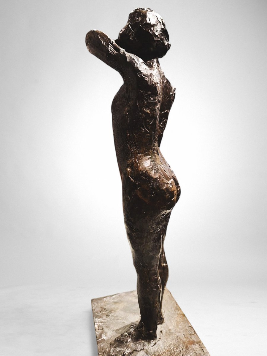 Danseuse Agrafant L’épaulette De Son Corsage – Edgar Degas, Fonte Valsuani, 1998-photo-1