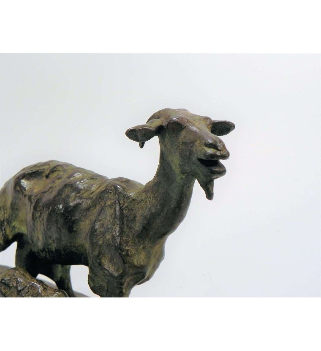Bronze Goat Statue With Her Kids By Ary Bitter - (1883-1973)-photo-4