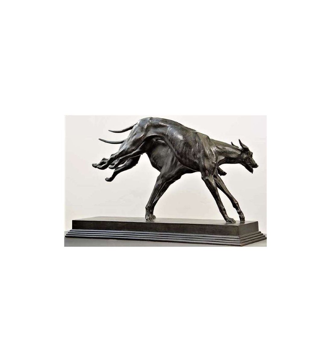 Otto Hofner — (1879-1946)+ Bronze Cast, Racing Greyhounds-photo-1