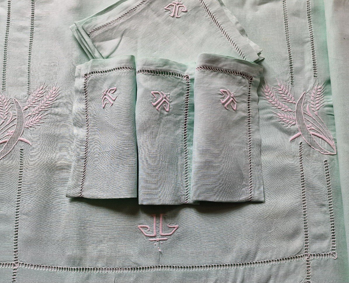 Hand Embroidered Table Service - Water Green: Large Tablecloth + 12 Napkins-photo-2