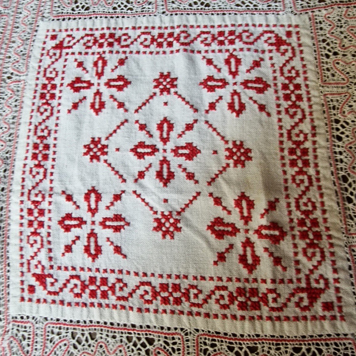 Tablecloth Origin Russia - Large Yardage Russian Lace - Red Embroidery-photo-5