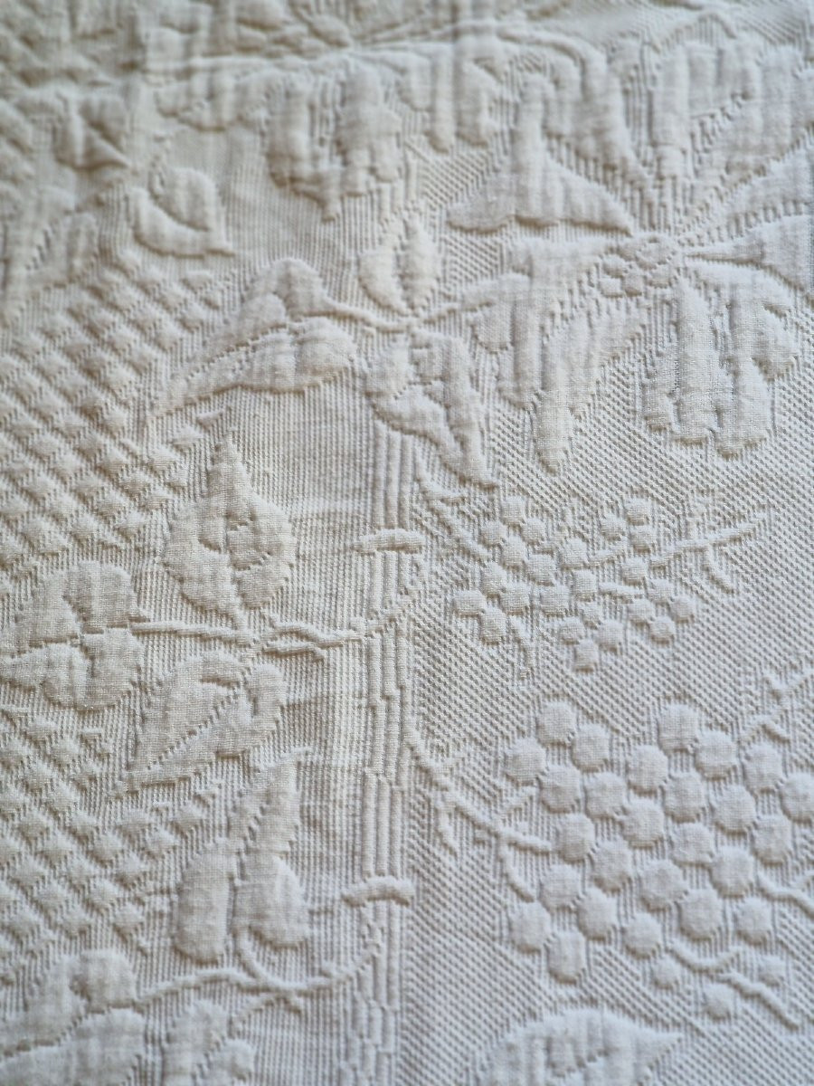 Wedding Blanket - Provence Origin - Beautiful Relief - White-photo-3