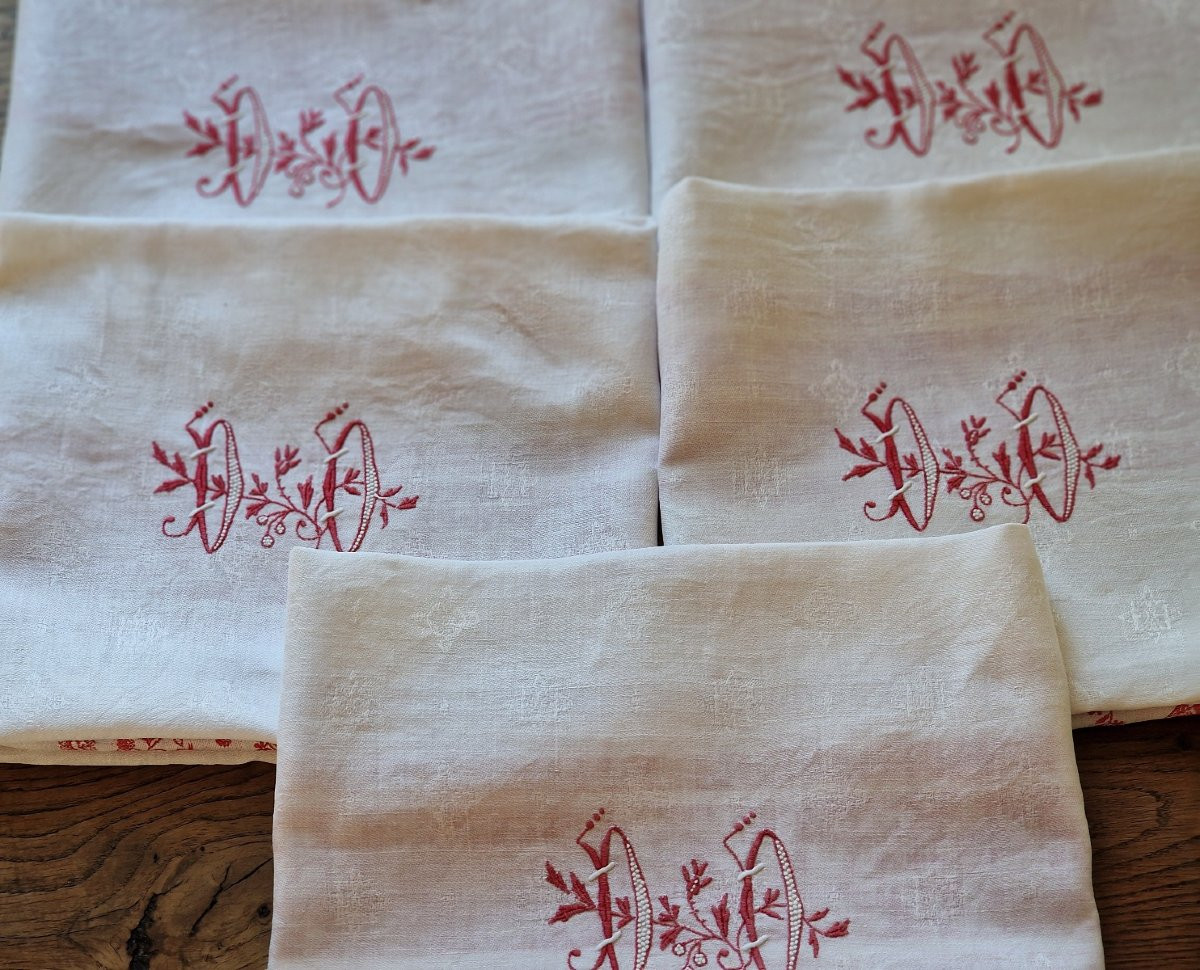 SIX SERVIETTES DE TABLE - LITEAUX ROUGES AVEC OISEAUX - MONOGRAMME "DO" BRODE ROUGE-photo-2