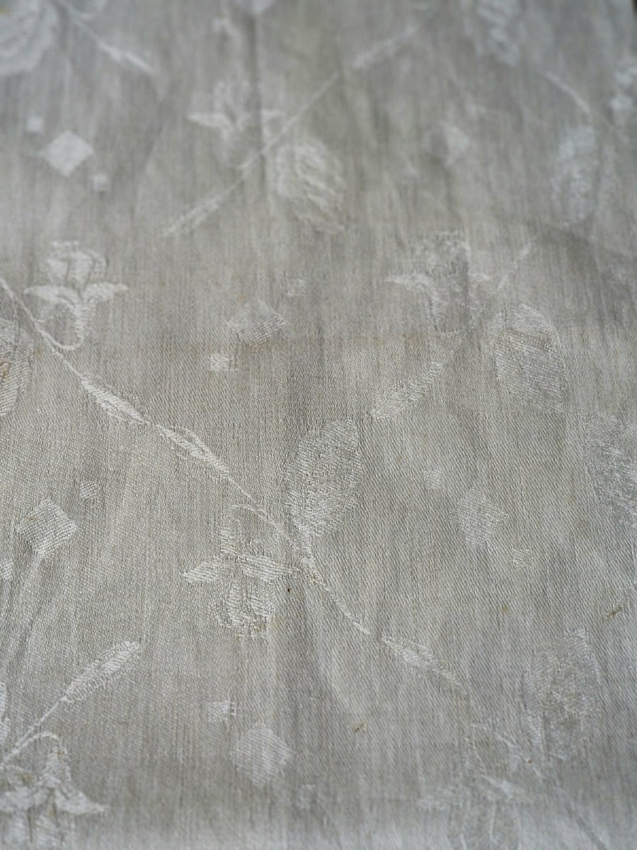 Guest Towel - Niii - Linen Damascus --photo-3