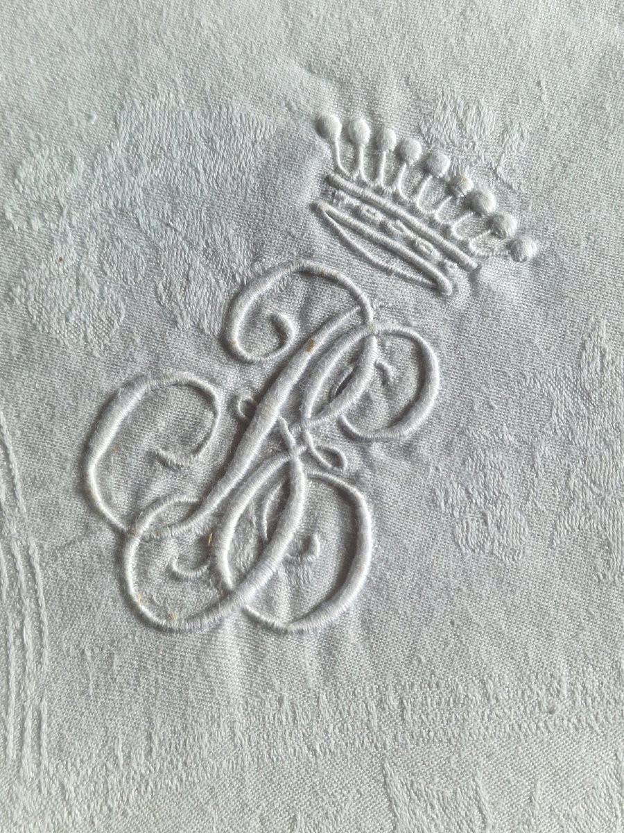 Napp In White Damasse - XIXth C. - Almost Square - Two -photo-4