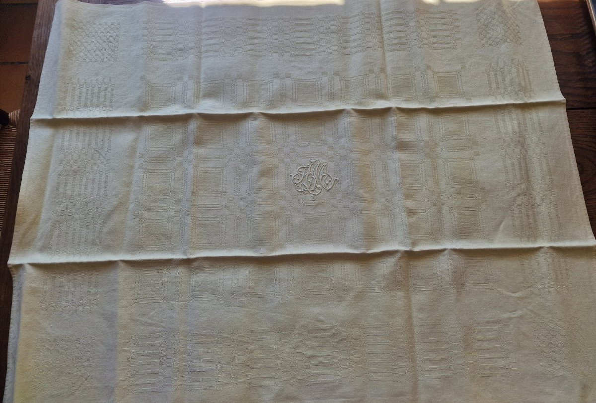 SIX SERVIETTES DE TABLE - JAUNE PALE - DAMASSE - MONOGRAMME "TCM"-photo-3