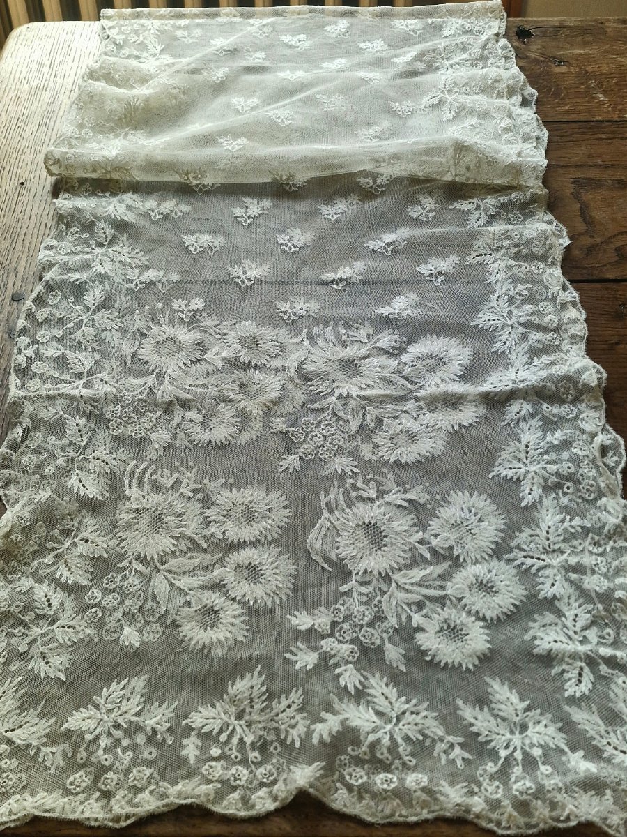 ETOLE DE MARIAGE - TULLE REBRODE - COULEUR IVOYRE - 1900