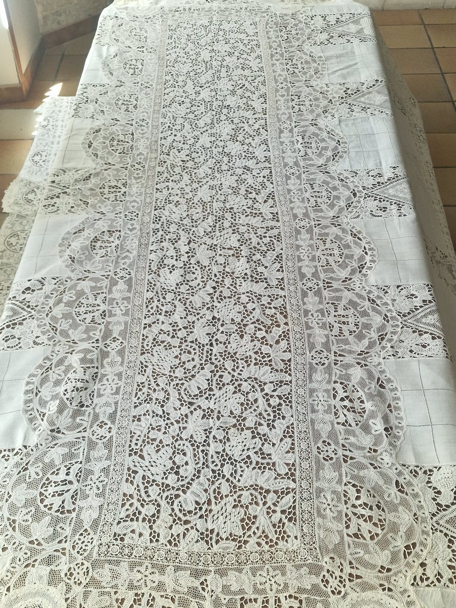 NAPPE DE RECEPTION  DENTELLE MIXTE - BELLES DIMENSIONS - XIXème - 