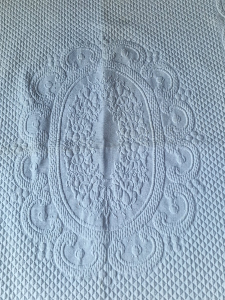 Large Cotton Quilted Footboard Cover - Fringes - Provence