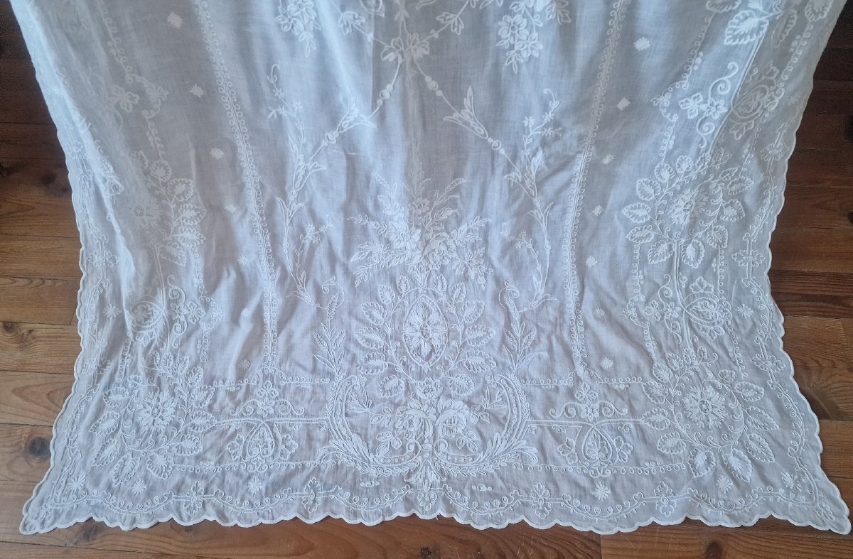 RIDEAU BRODERIE CORNELY SUR MOUSSELINE DE COTON - FIN XIXème-photo-2