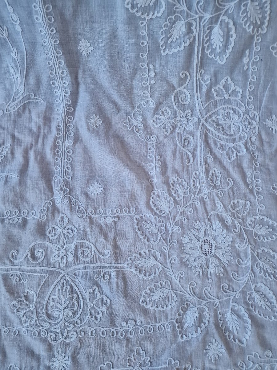 RIDEAU BRODERIE CORNELY SUR MOUSSELINE DE COTON - FIN XIXème-photo-3