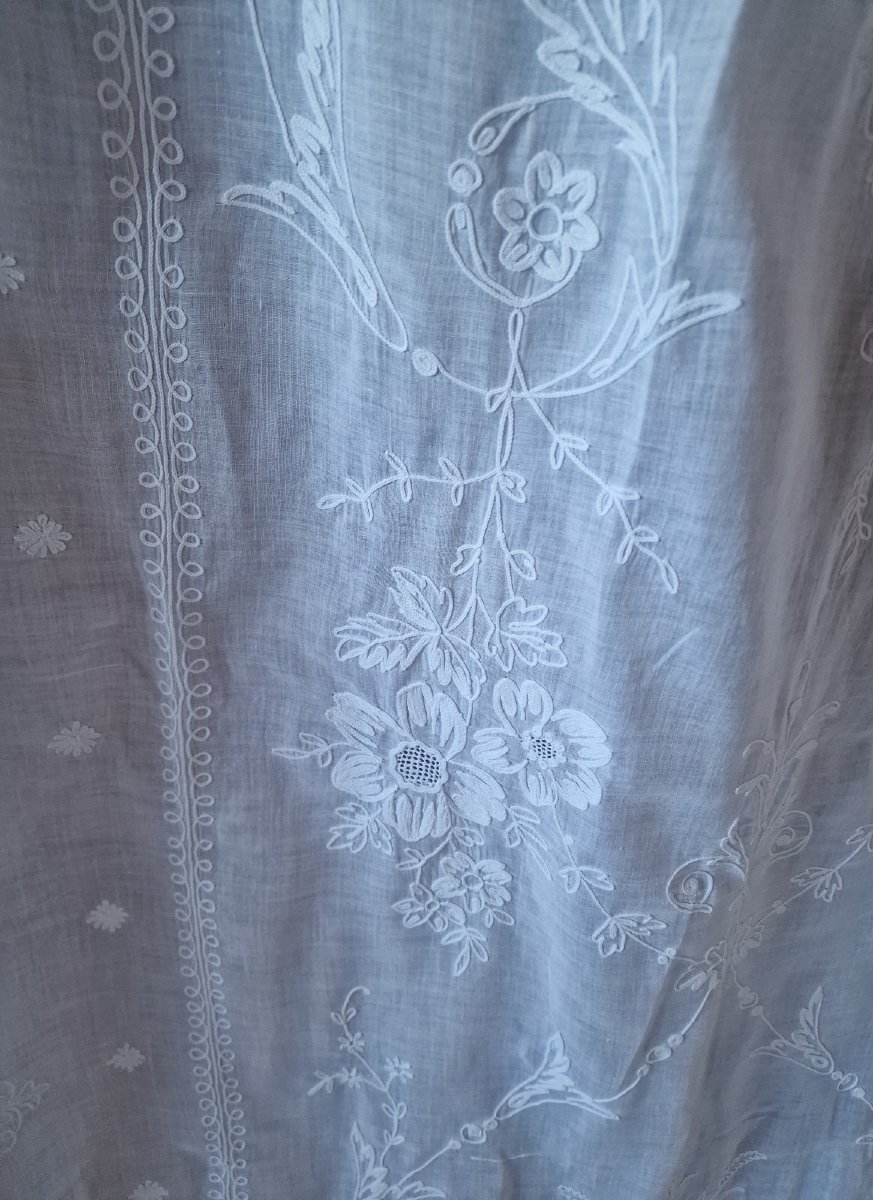 RIDEAU BRODERIE CORNELY SUR MOUSSELINE DE COTON - FIN XIXème-photo-4