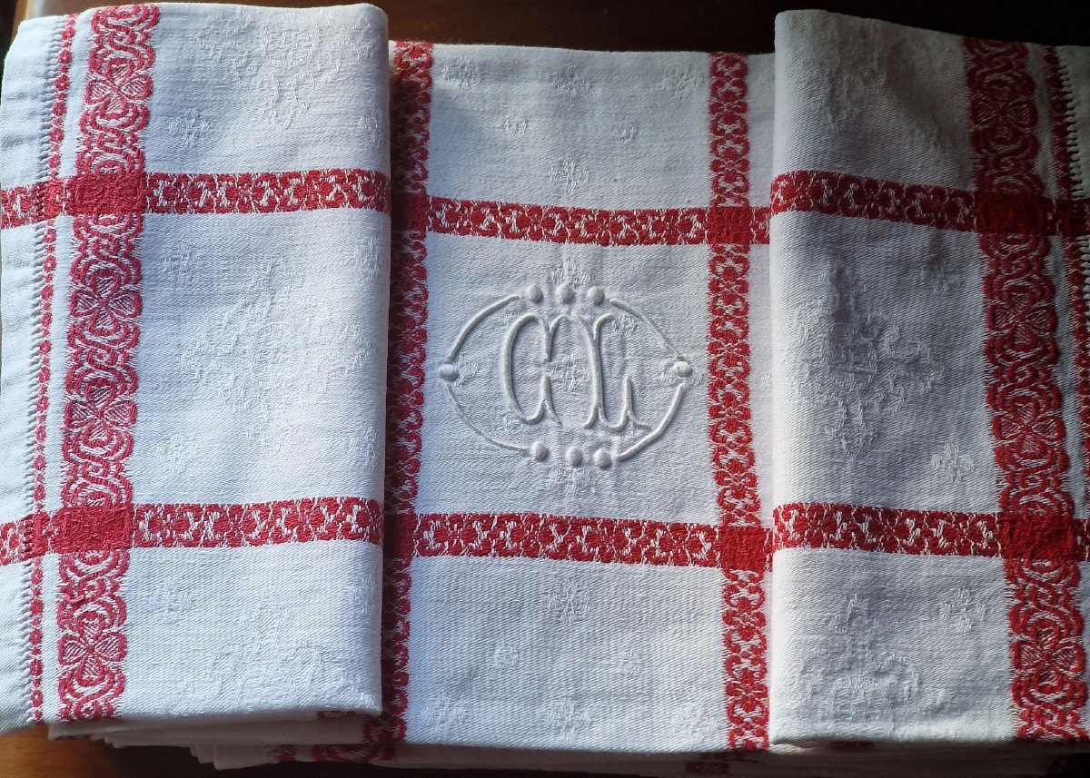 Six Napkins - White Background With Red Strips - "cl" Monogram-photo-1