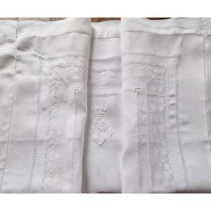 Fine Linen Pillowcase - Monogram Under Baron's Crown - Lace