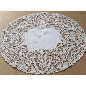 Large 19th Century Venetian Lace, Called Large Point On Table Centerpiece