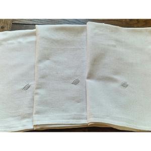 ENSEMBLE DE TROIS TORCHONS/ESSUIE-MAINS AVEC COURONNE COMTALE - GRANDES DIMENSIONS