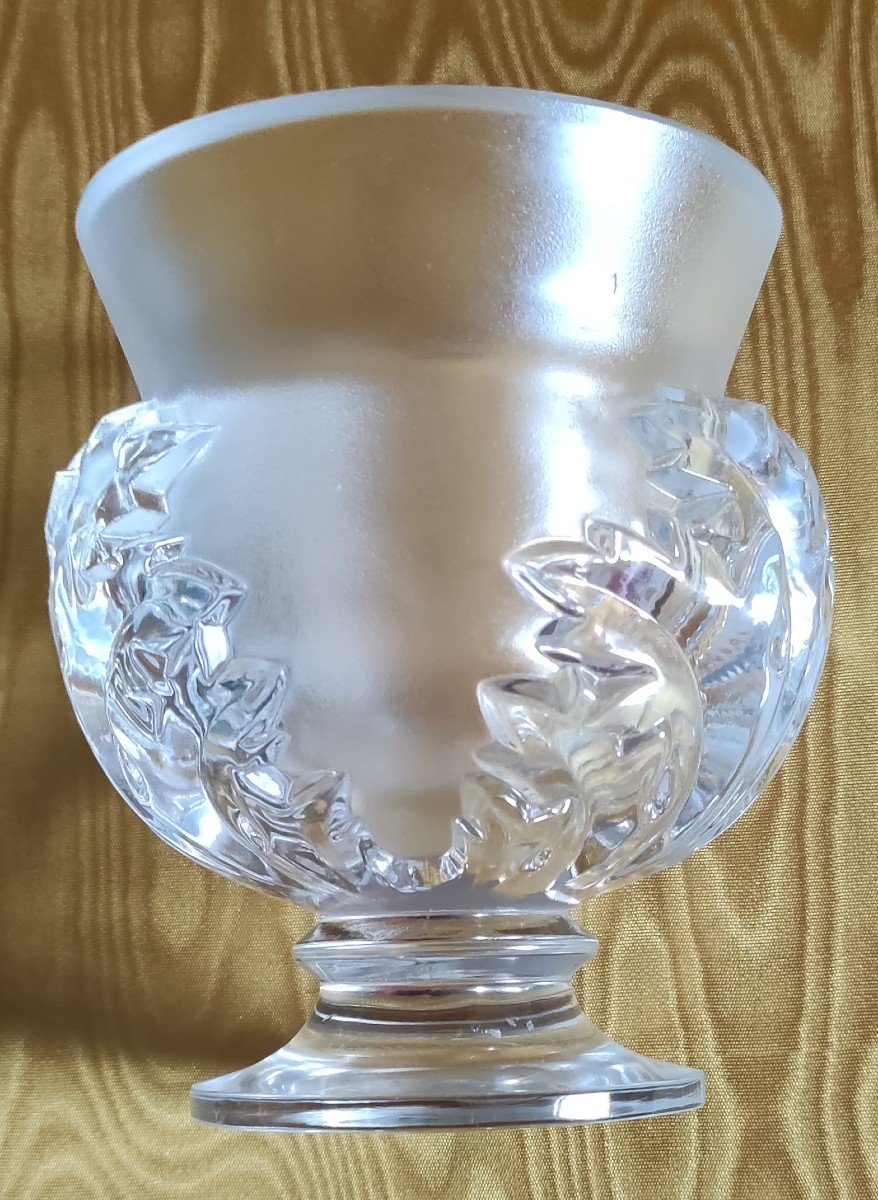 Petit  Vase  Lalique  France  Modèie   Saint  Cloud -photo-2