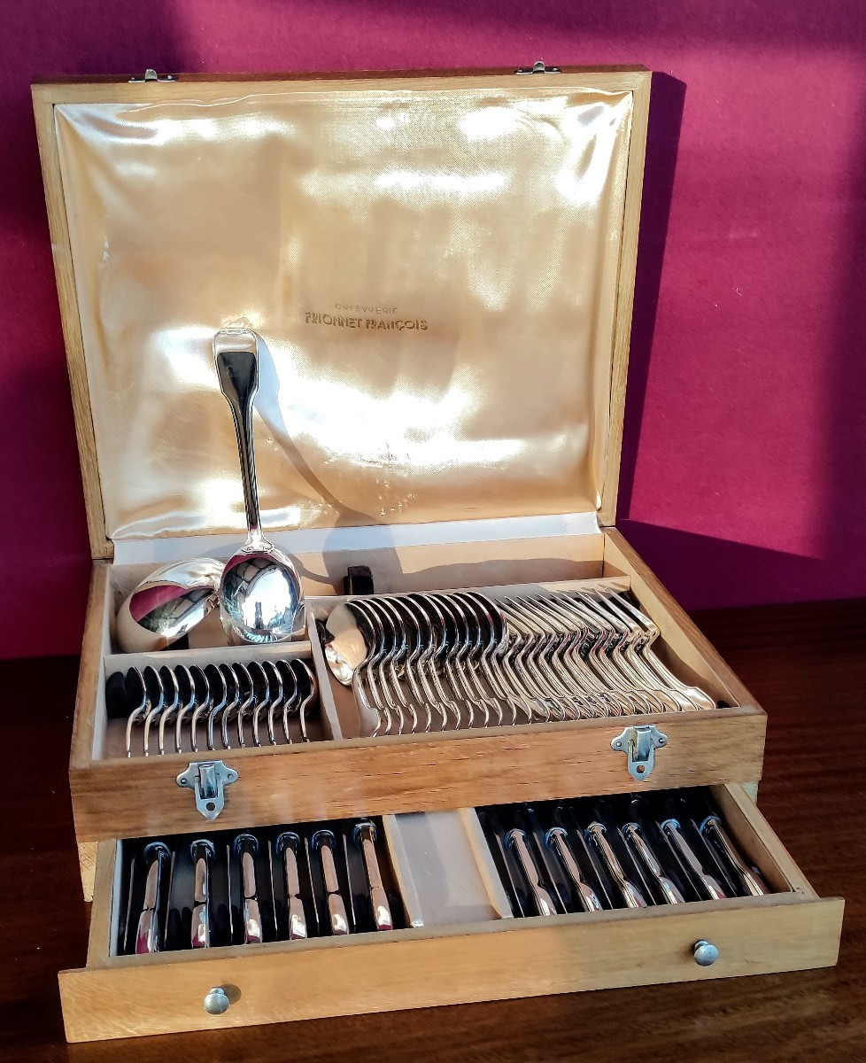 Ménagère  63  Pièces  Frionnet  François  En  Coffret  Bois 