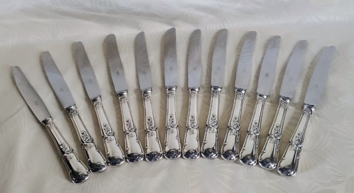 Set Of 12 Louis XV Style Silver Plated Cheese Knives 