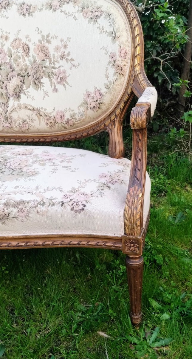 Salon  Bois  Doré  Style  Louis  XVI  Banquette  et  Quatre  Fauteuils -photo-2