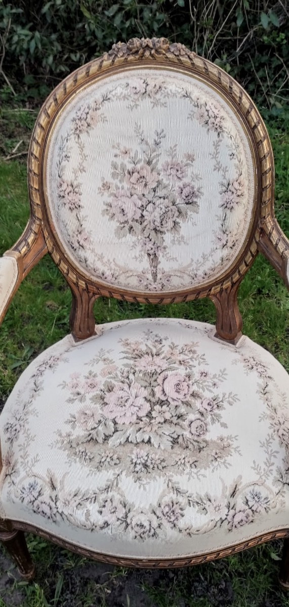 Salon  Bois  Doré  Style  Louis  XVI  Banquette  et  Quatre  Fauteuils -photo-4