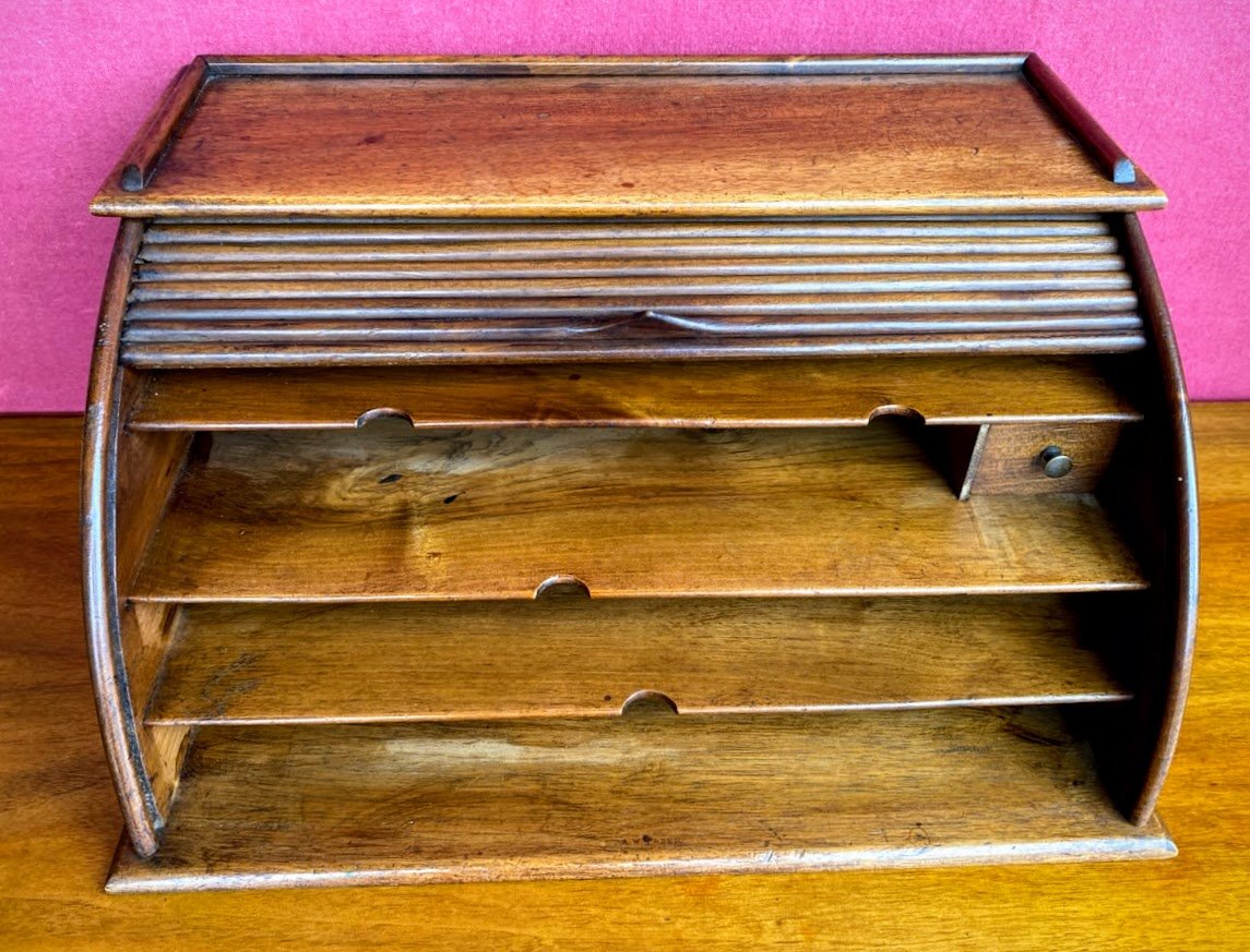 Curtain-style Mail Organizer -photo-2